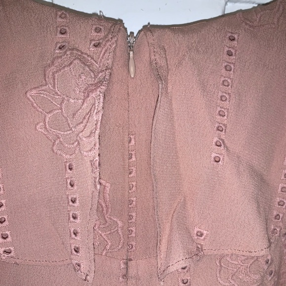 ASTR The Label Sabina Dress In Mauve- NWT! - Picture 11 of 16